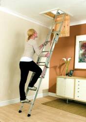 YOUNGMAN WERNER EASYSTOW 3 SECTION LOFT LADDER 31334000